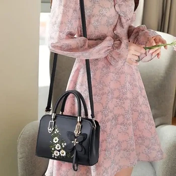 Yeni İşlemeli PU kadın çantası Trend Çanta Lüks Tasarımcı omuz çantaları Ins Bayanlar Tote Çanta Alışveriş Çantaları Sac
