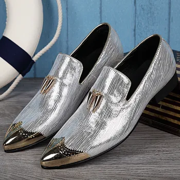 Sapato sosyal erkek ayakkabısı deri kayma lüks altın püskül erkek loafer'lar elbise ayakkabı moda rahat ayakkabı sürer