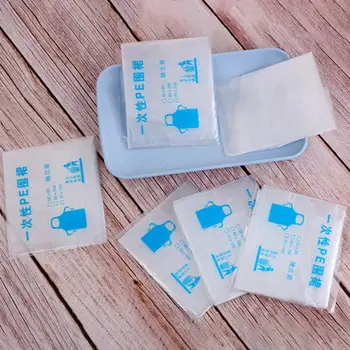 50 Adet / torba Yardımcı Temizlik Önlükleri Halter Boyun Giymek kolay Plastik Önlükler Yetişkinler Çocuklar Dantel-up Tek Kullanımlık Plastik Önlükler
